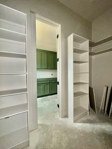 159 Mila Ln, Gladewater, TX 75647