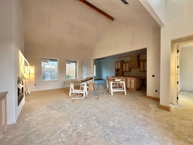 159 Mila Ln, Gladewater, TX 75647