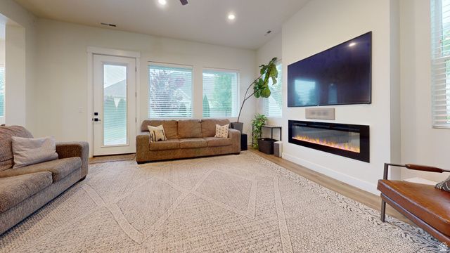 746 W 250 N, Springville, UT 84663