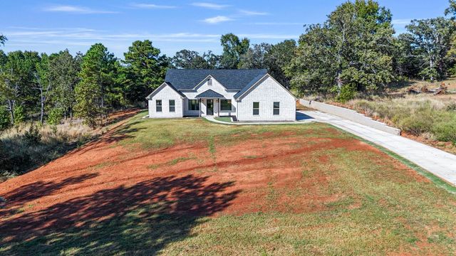 19682 Dove Ridge Dr., Lindale, TX 75771