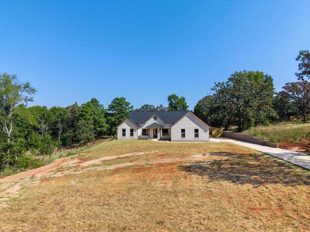 19682 Dove Ridge Dr., Lindale, TX 75771