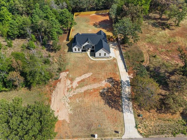 19682 Dove Ridge Dr., Lindale, TX 75771