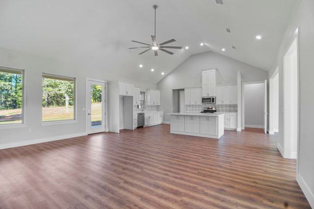 19682 Dove Ridge Dr., Lindale, TX 75771