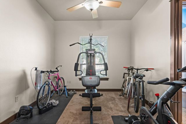 134 Creekside DR, Liberty Hill, TX 78642