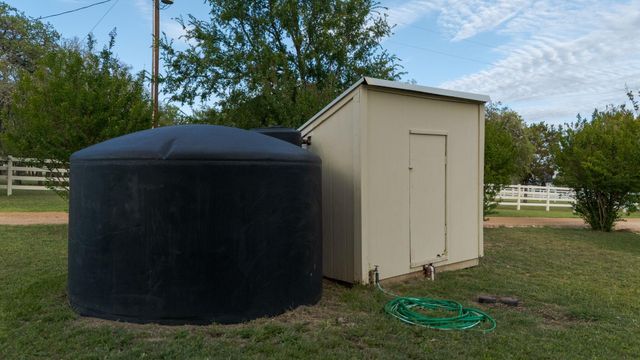 134 Creekside DR, Liberty Hill, TX 78642