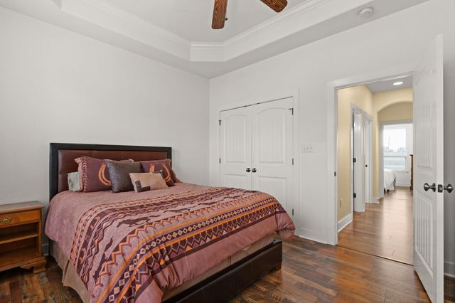 134 Creekside DR, Liberty Hill, TX 78642