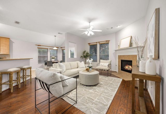 18419 S Raven Shore Drive, Cypress, TX 77433