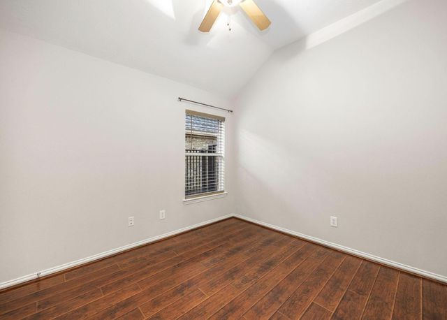 18419 S Raven Shore Drive, Cypress, TX 77433