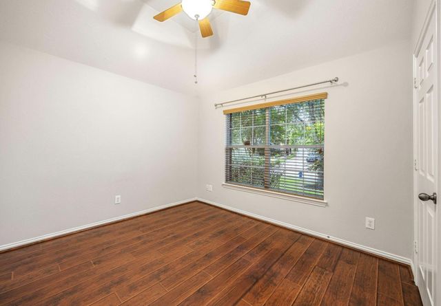 18419 S Raven Shore Drive, Cypress, TX 77433