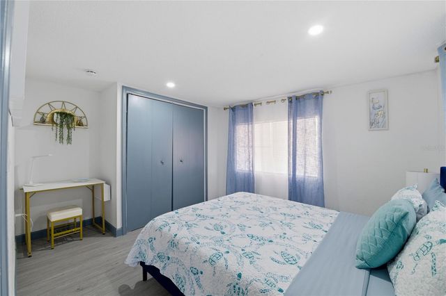 5826 PORTSMOUTH DRIVE, Tampa, FL 33615