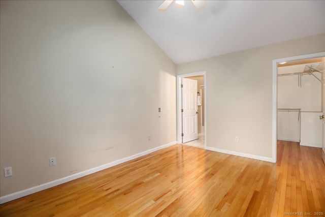 25 St George Place, Newtown, CT 06482