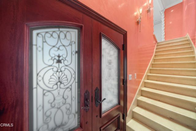 1118 Oberlin Drive, Glendale, CA 91205