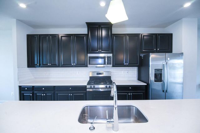734 ROSEMARY WAY, Newark, DE 19713