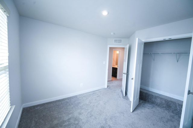 734 ROSEMARY WAY, Newark, DE 19713