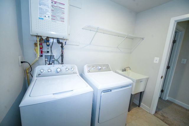 734 ROSEMARY WAY, Newark, DE 19713
