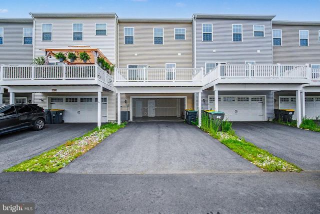 734 ROSEMARY WAY, Newark, DE 19713