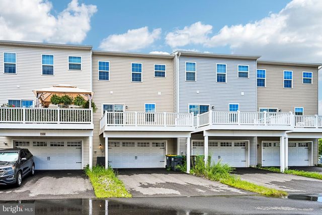 734 ROSEMARY WAY, Newark, DE 19713