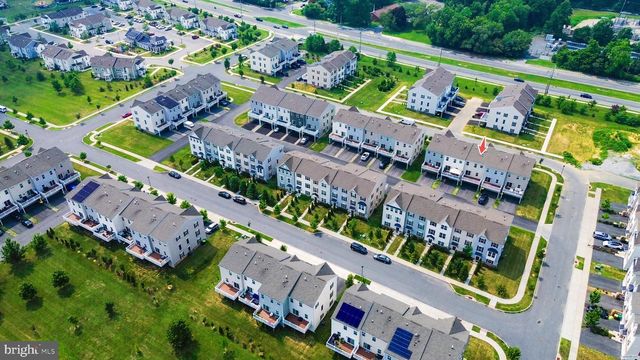 734 ROSEMARY WAY, Newark, DE 19713