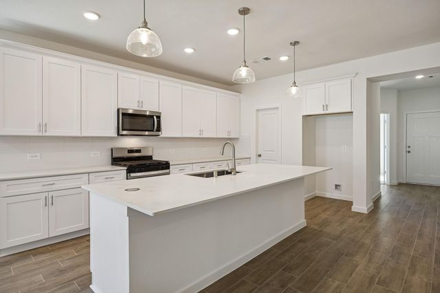 211 Prairie Ridge Lane, Montgomery, TX 77356