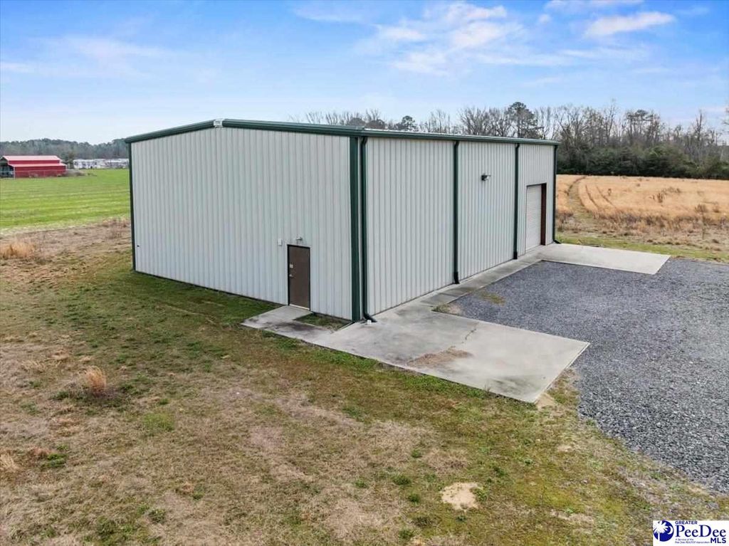 2141 Harry Byrd Hwy, Darlington, SC 29532