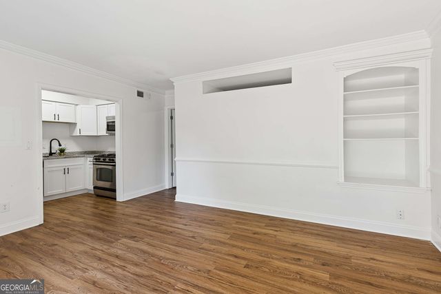 6980 Roswell Road C13, Atlanta, GA 30328
