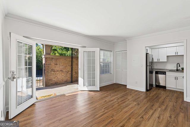 6980 Roswell Road C13, Atlanta, GA 30328