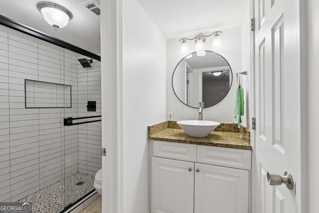 6980 Roswell Road C13, Atlanta, GA 30328