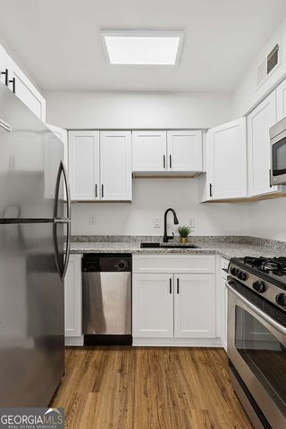 6980 Roswell Road C13, Atlanta, GA 30328