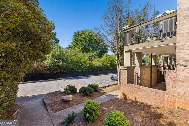 6980 Roswell Road C13, Atlanta, GA 30328