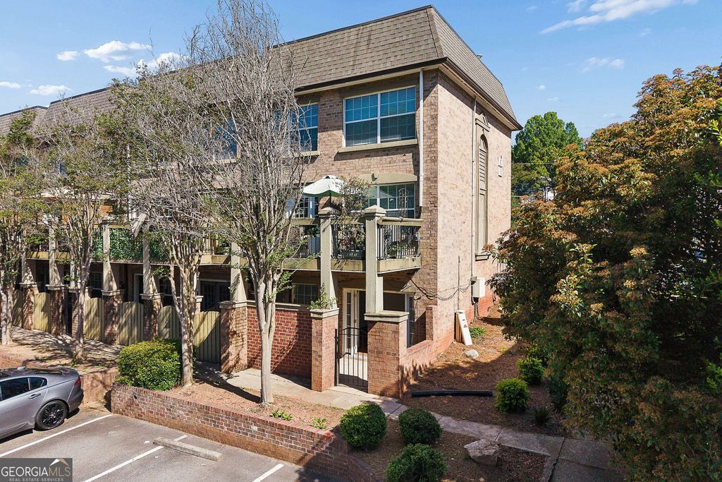6980 Roswell Road C13, Atlanta, GA 30328