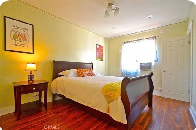 1500 S Hobart, Los Angeles, CA 90006