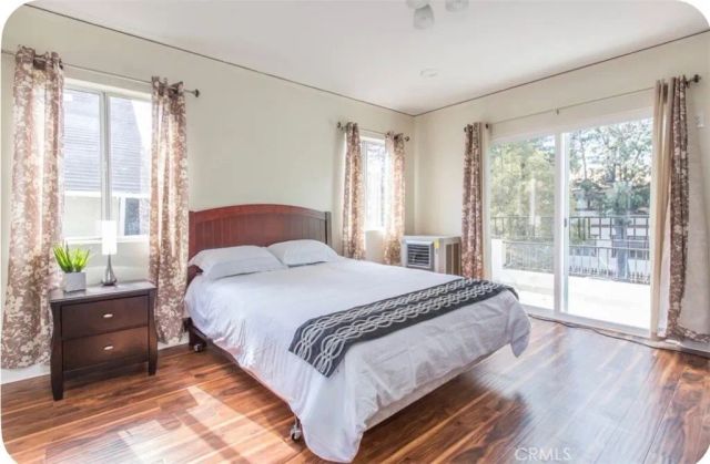 1500 S Hobart, Los Angeles, CA 90006