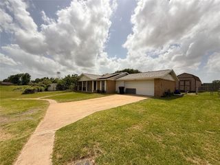 221 Moran Circle, Jewett, TX 75846