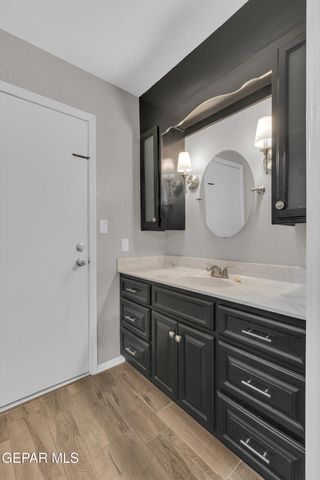 1521 JERRY PATE Place, El Paso, TX 79935
