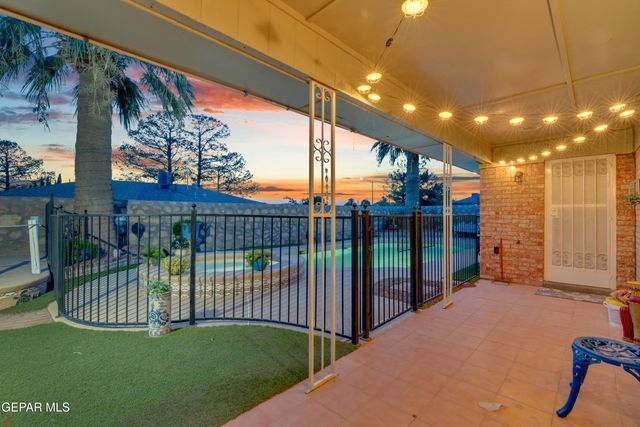 1521 JERRY PATE Place, El Paso, TX 79935