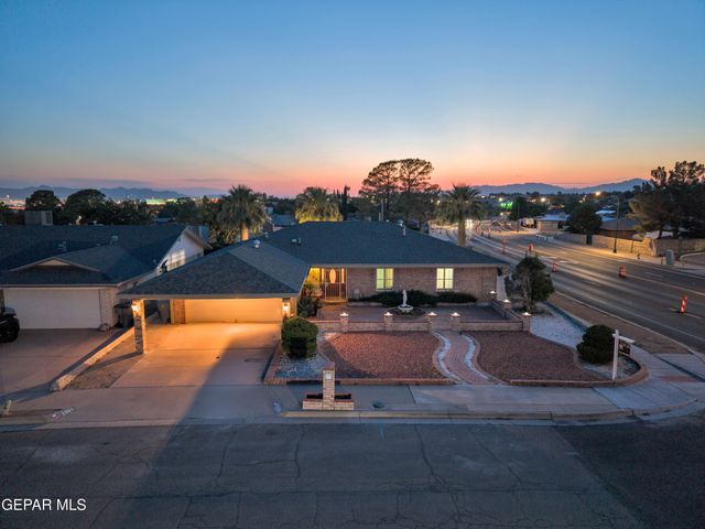 1521 JERRY PATE Place, El Paso, TX 79935