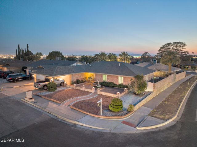1521 JERRY PATE Place, El Paso, TX 79935