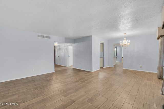 1521 JERRY PATE Place, El Paso, TX 79935