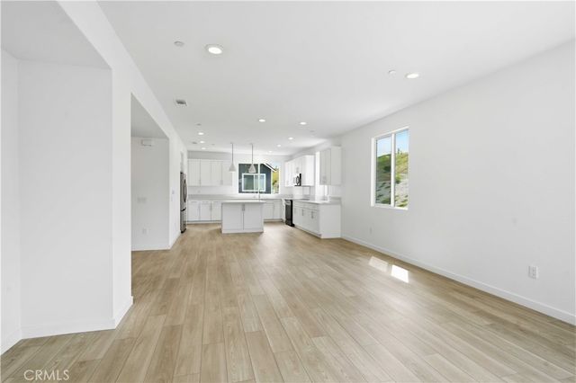 27305 Bear Creek Lane, Valencia, CA 91381