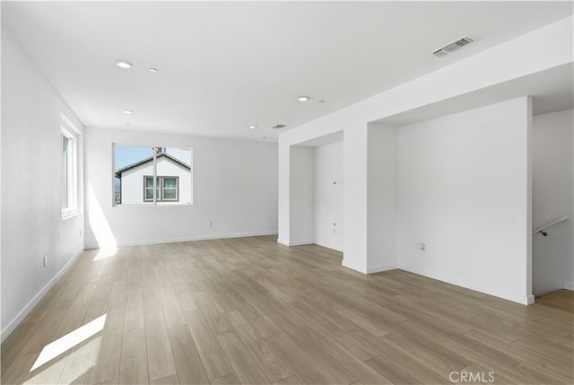 27305 Bear Creek Lane, Valencia, CA 91381