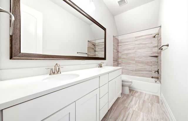 9726 Roaring River Falls Lane, Porter, TX 77365