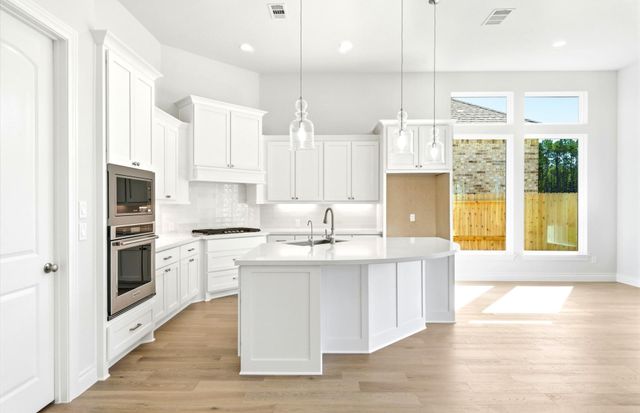 9726 Roaring River Falls Lane, Porter, TX 77365