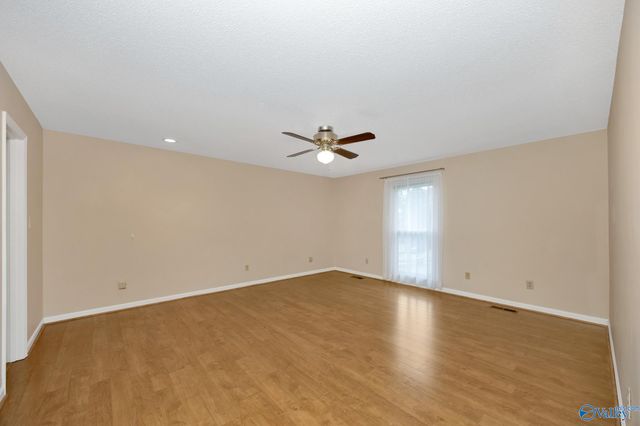 2010 Brandy Circle NE, Huntsville, AL 35811