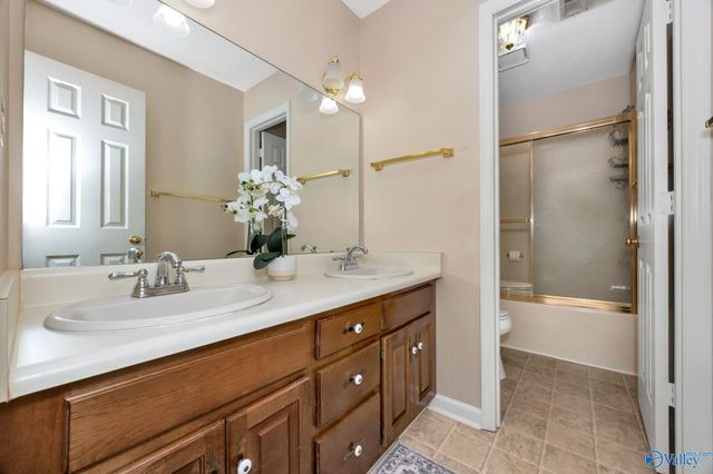 2010 Brandy Circle NE, Huntsville, AL 35811