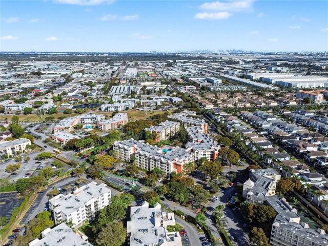 8120 Geneva Ct 453, Doral, FL 33166