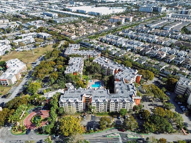 8120 Geneva Ct 453, Doral, FL 33166