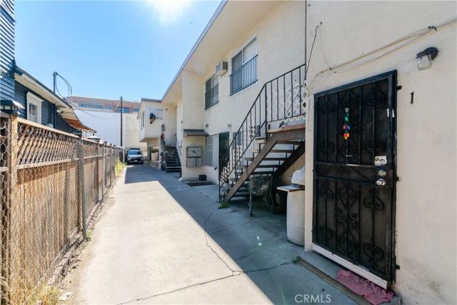 1822 Bridge, Los Angeles, CA 90033