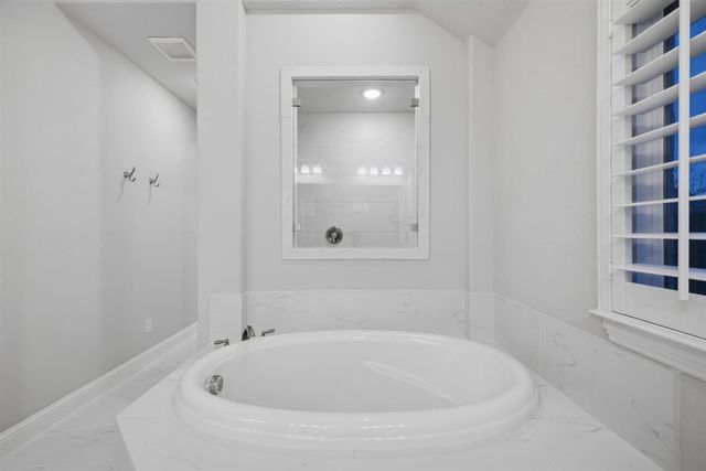 2009 Crescent Street, Fort Worth, TX 76008