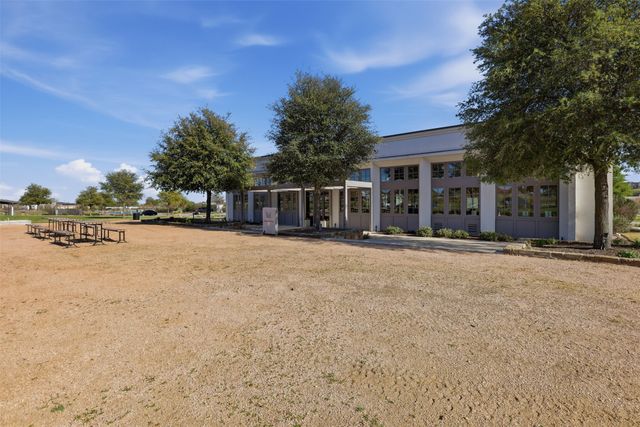 2009 Crescent Street, Fort Worth, TX 76008