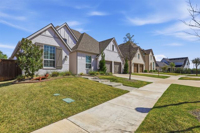 2009 Crescent Street, Fort Worth, TX 76008